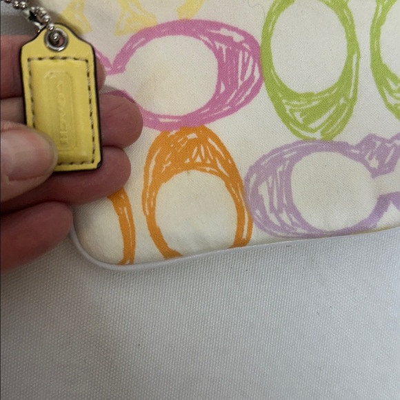 Coach Wristlet Wallet Hampton Scribble Signature C Pastel Colors Retro Y2K Purse - Picture 5 of 9